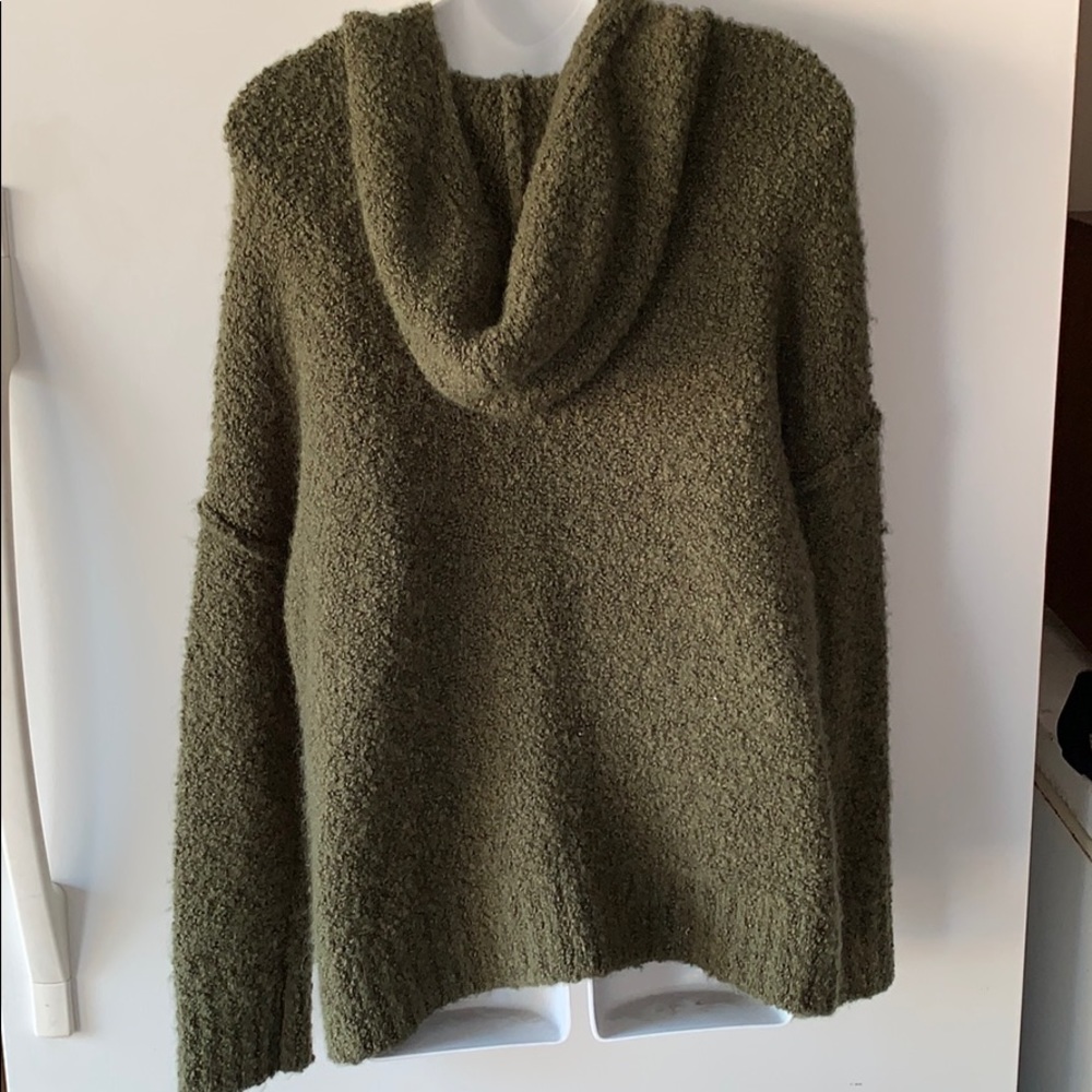 Pullover Sweater - Picture 2 of 3